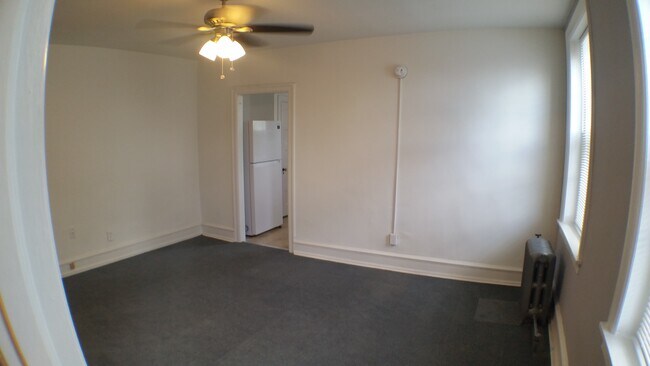 Main Room - 5008 Penn St