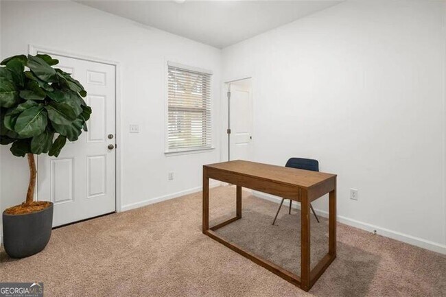 Building Photo - 1530 Brantin Dr