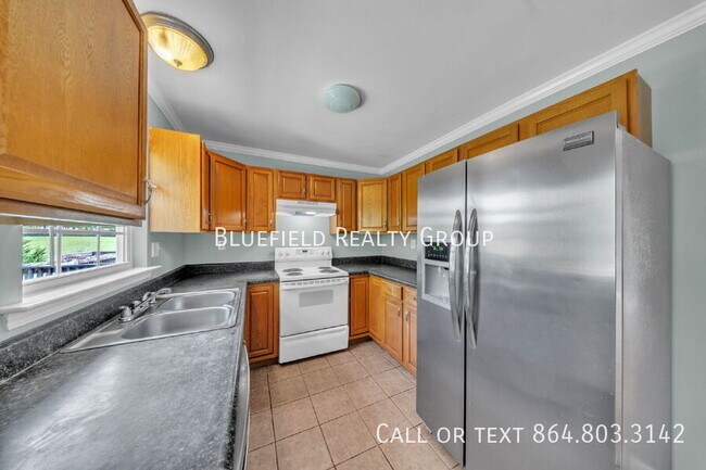Building Photo - 503 Ridgeville Church Rd