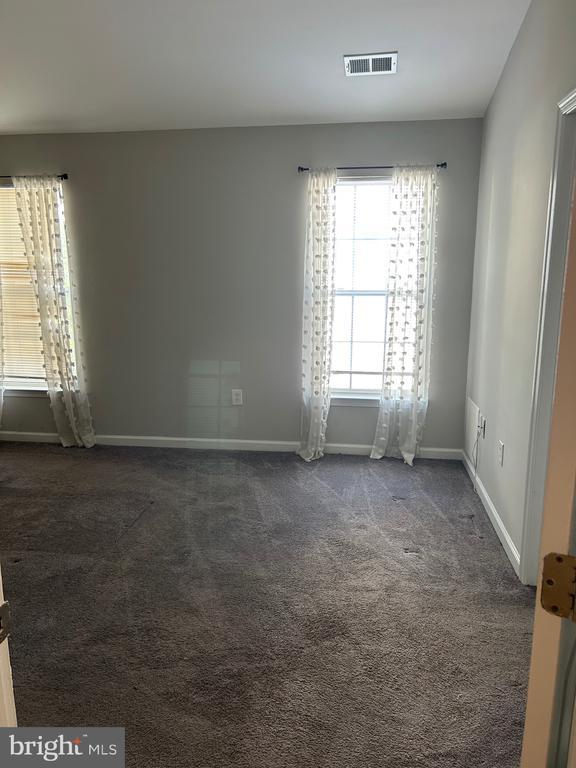 Building Photo - 9602 Woodview Dr