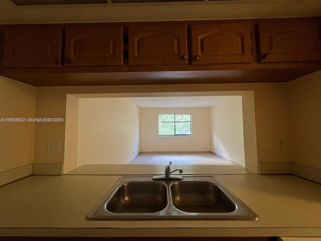 Building Photo - 10001 W Atlantic Blvd