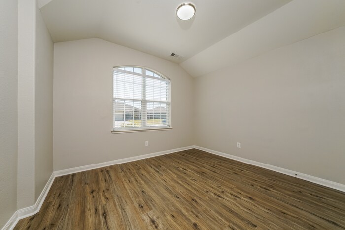 Building Photo - 3400 Spruce St