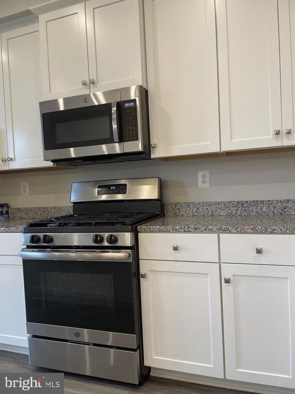 Building Photo - 6415 Ballenger Run Blvd