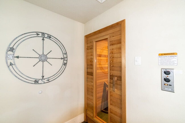 Building Photo - 202 Ivory Coral Ln