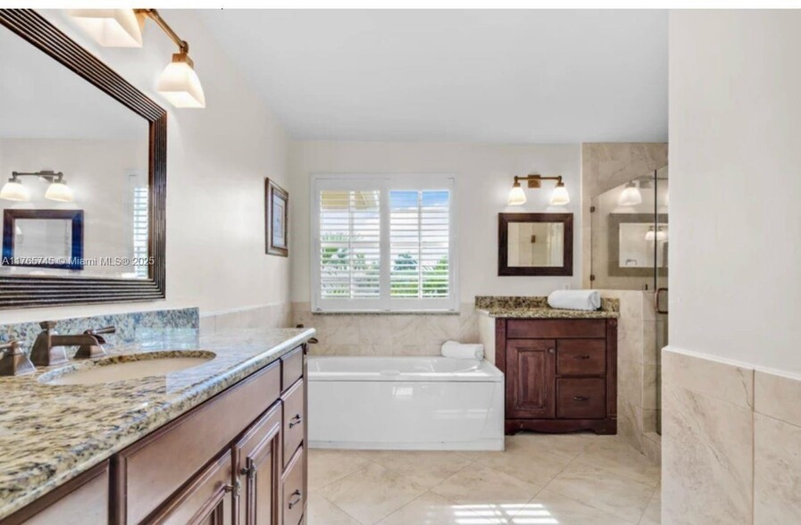 Building Photo - 1333 SW 175th Way