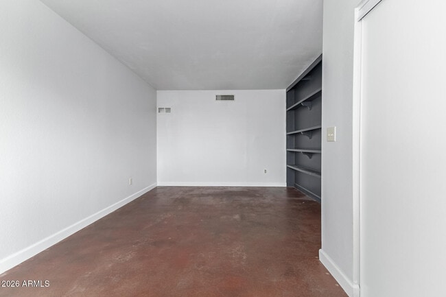 Building Photo - 4618 S Calle Los Cerros Dr