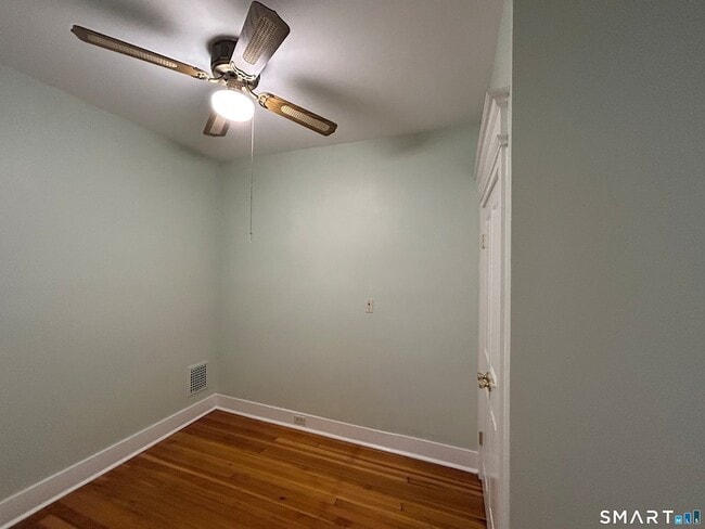 Building Photo - 37 Pardee Pl