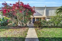 Building Photo - 8714 Cove Ct
