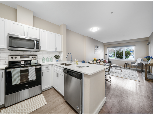 BellevuePark_interior_kitchen living room - AMLI Bellevue Park