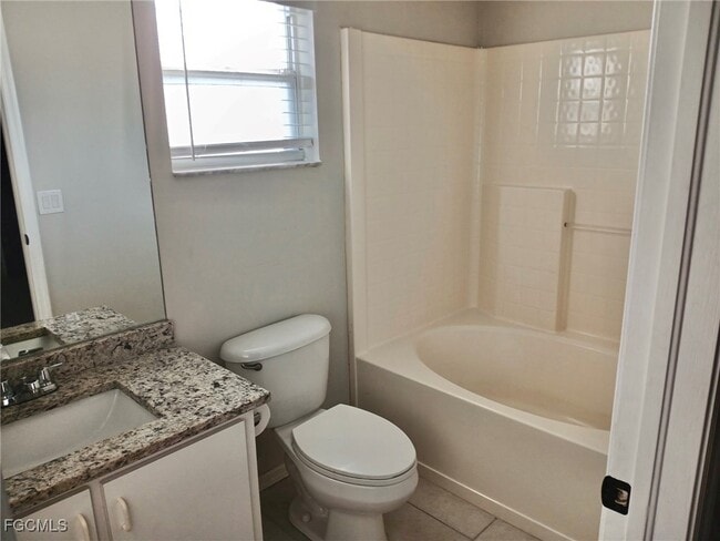 Building Photo - 3307 Surfside Blvd