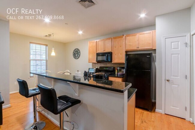 Building Photo - 3147 W Thompson St