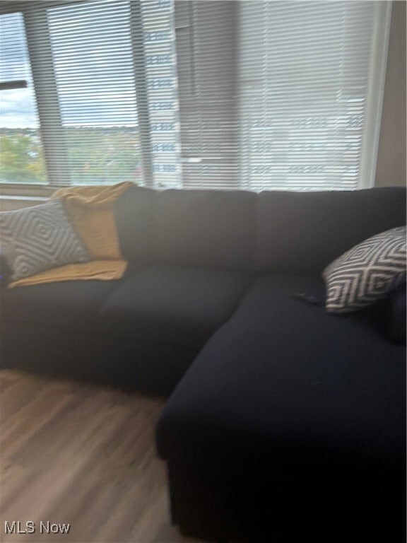 Building Photo - 12520 Edgewater Dr