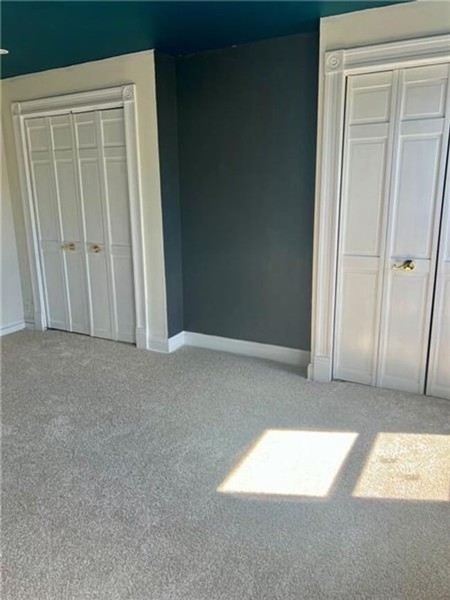 Building Photo - Luxurious 5-Bedroom Rental in the Heart of Shadyside