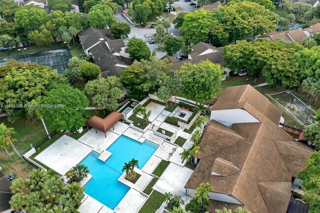 Building Photo - 13910 SW 91st Terrace