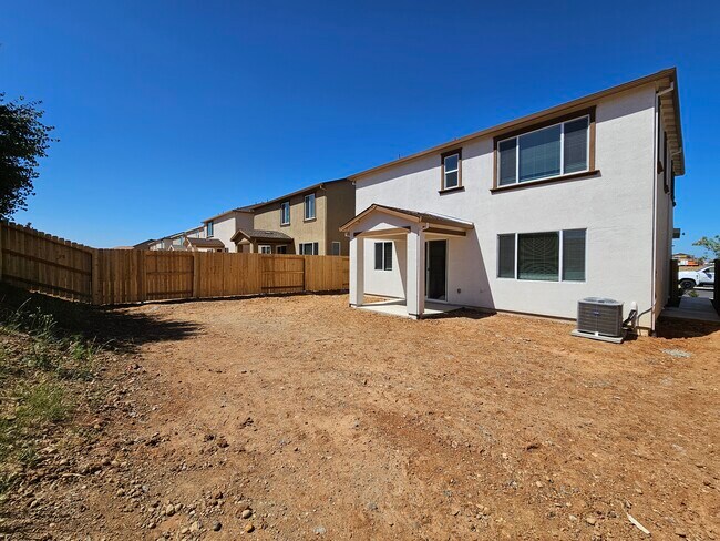 Building Photo - 3569 Vestland Wy