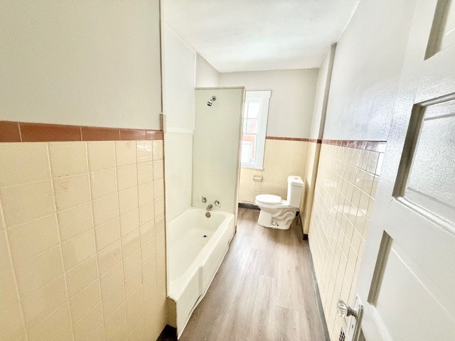 Building Photo - 866 Vankirk St