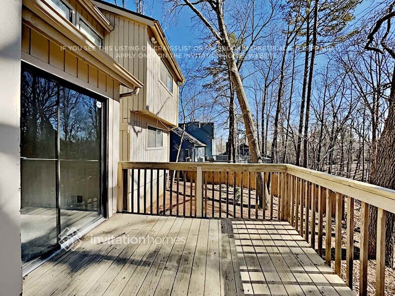 Building Photo - 125 S Falcon Bluff