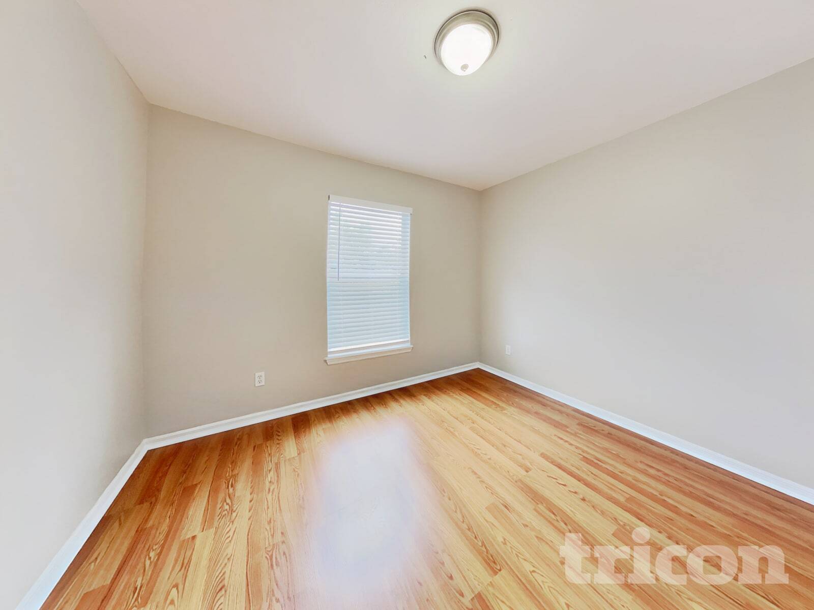 Building Photo - 143 Wornall Dr