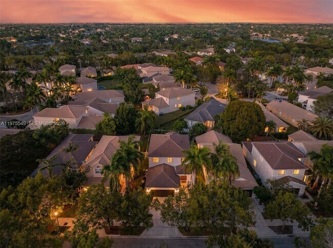 Building Photo - 1077 Golden Cane Dr