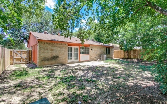 Building Photo - 17411 S Yorkglen Dr