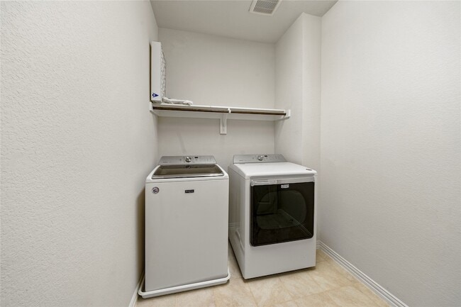 Building Photo - 17769 Shumard Oak Dr