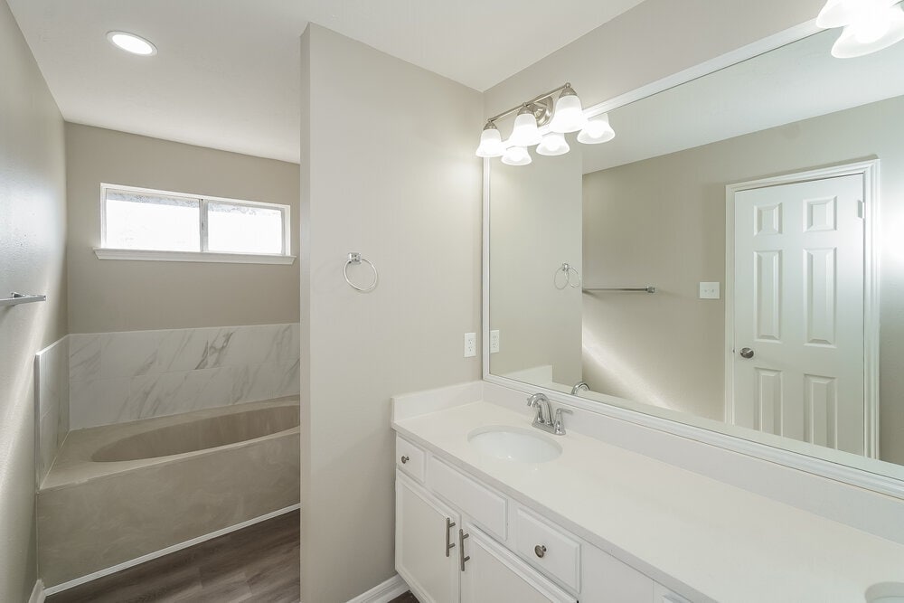 Building Photo - 20618 Oak Limb Ln