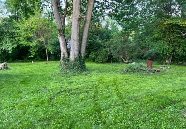 Building Photo - Coming Soon! Investor Special! In town - $500 Down / $390 Month