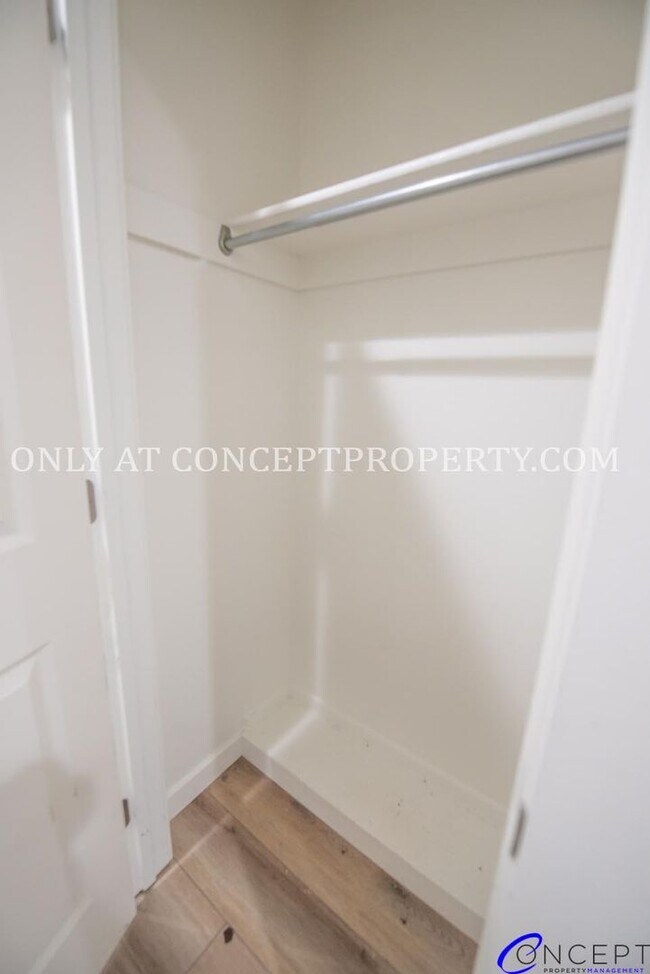 Building Photo - 3733 S 5080 W