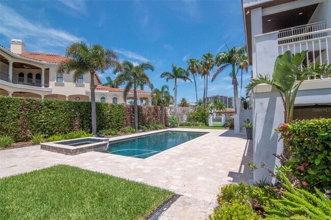Building Photo - 3340 Hibiscus Dr W