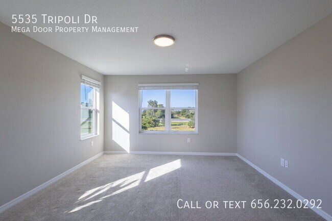 Building Photo - 5535 Tripoli Dr