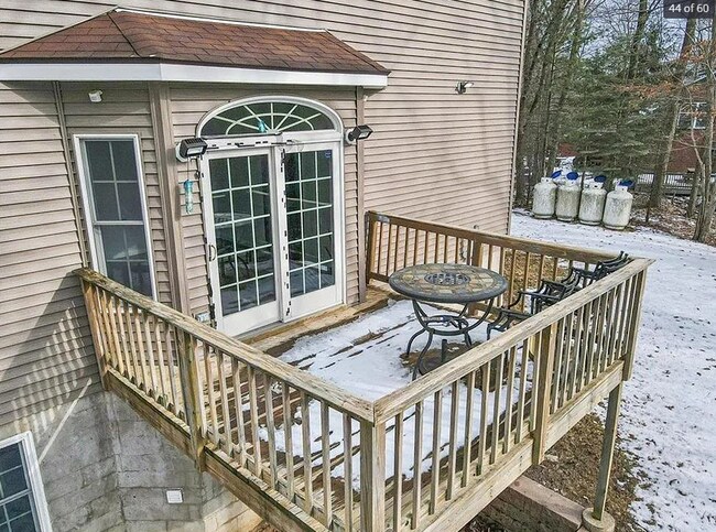 Building Photo - 3290 Birch Hill Dr