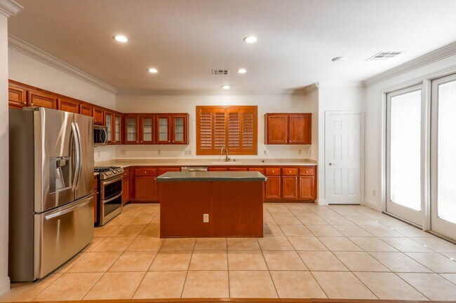 Building Photo - 3 Bedroom Summerlin South Beauty