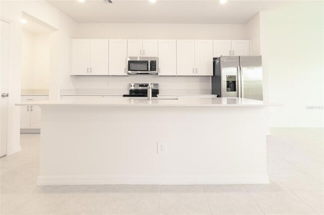 Building Photo - 10844 Fowlers Blf Ct