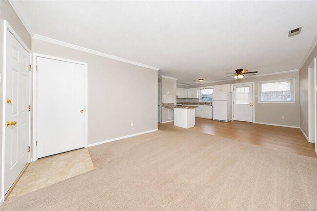Building Photo - 107 Cardinal Acres Dr