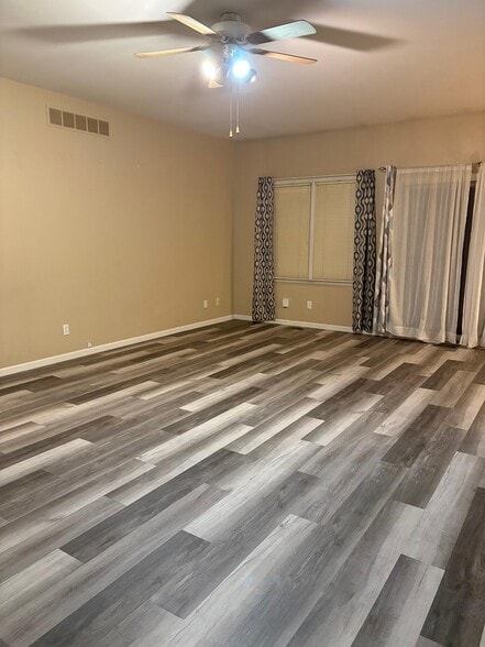 Building Photo - 1909 Crystal Ave