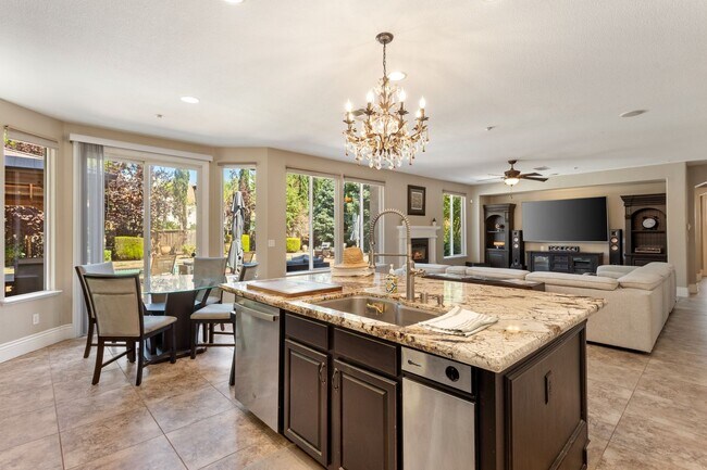 Building Photo - Beautiful Rocklin Home with a Pool!