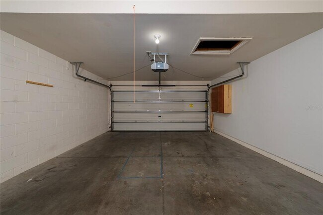 Building Photo - 1704 Buckeye Falls Way