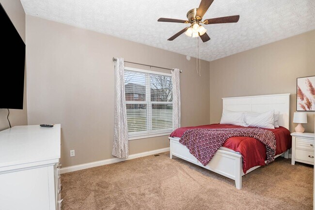 Building Photo - New! Large home in Great suburban neighborhood.