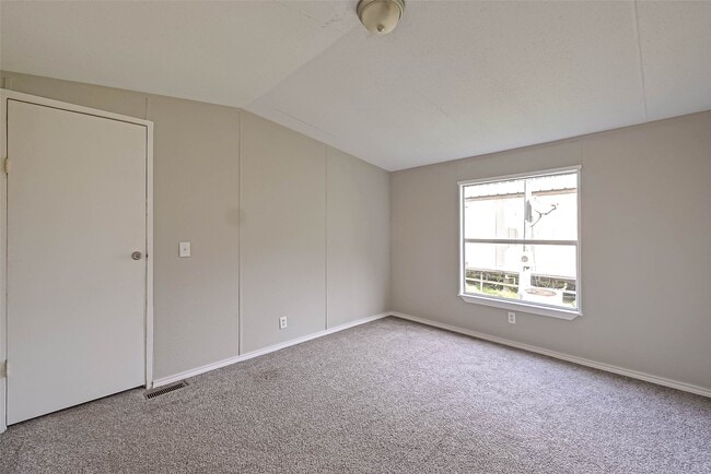 Building Photo - 9553 TX-321