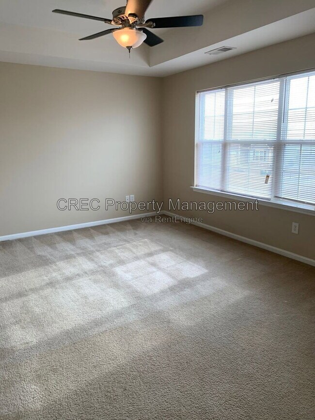 Building Photo - 1016 Bridlewood Farms Pkwy