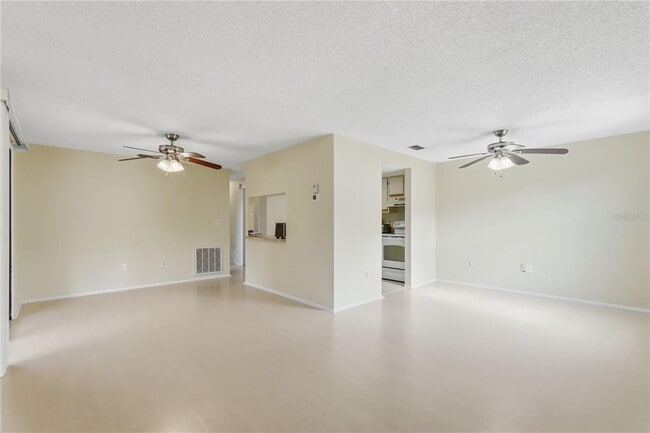 Building Photo - 122 Loblolly Ct