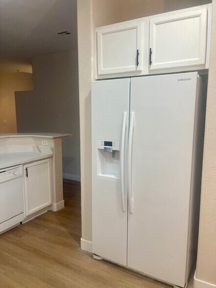 Building Photo - 6337 Kitamaya St