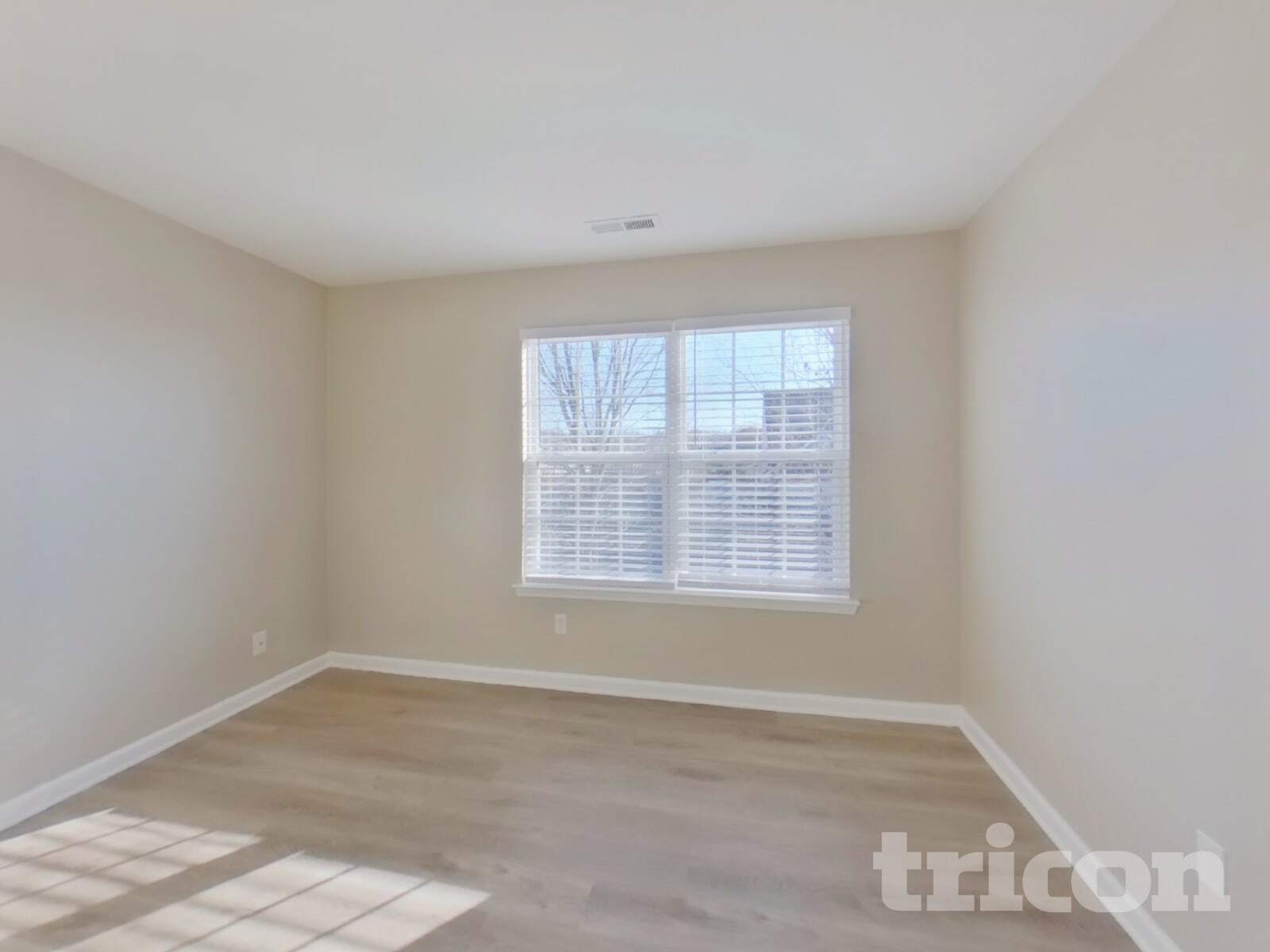 Building Photo - 1402 Weston Ln