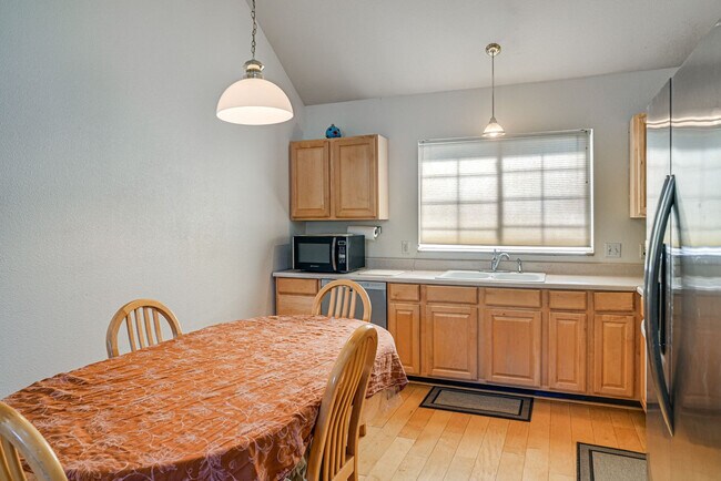 Building Photo - 2077 County Road 308-SI ID1623794P