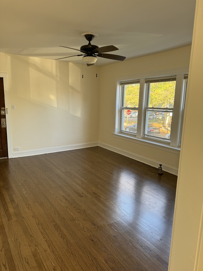 LIVING ROOM - 2659 N Monitor Ave