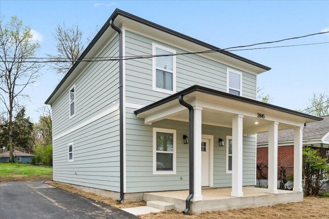 Building Photo - 2845 Yale Ave