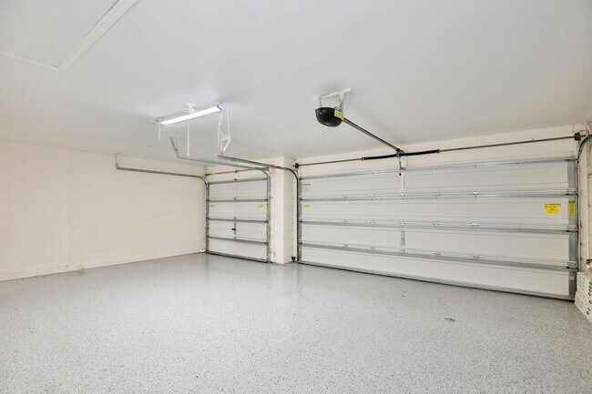 Building Photo - 3908 Coastal Breeze Dr