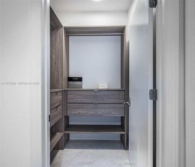 Building Photo - 3535 S Ocean Dr