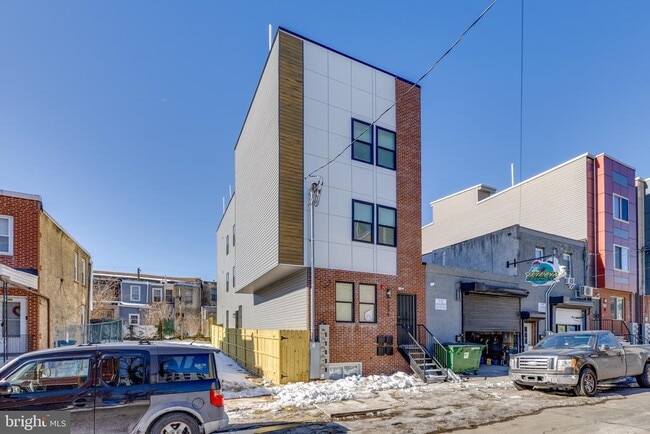 Building Photo - 2234 N Franklin St