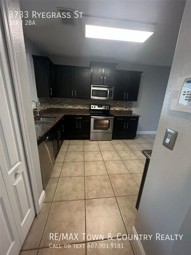 Building Photo - SawGrass Bay Rental Home in Clermont